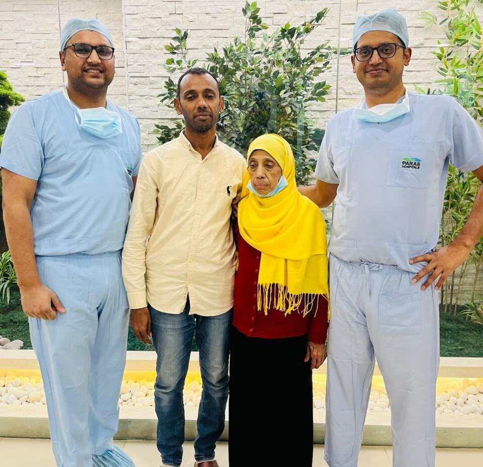 Patient with Dr Vaibhaw Kumar and transplant team after successful ABO incompatible liver transplant in India